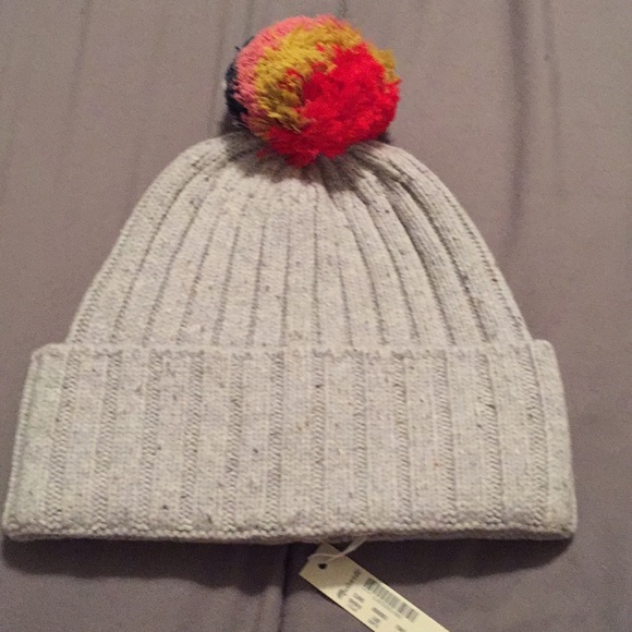 Madewell Accessories - Madewell rainbow pom-pom beanie